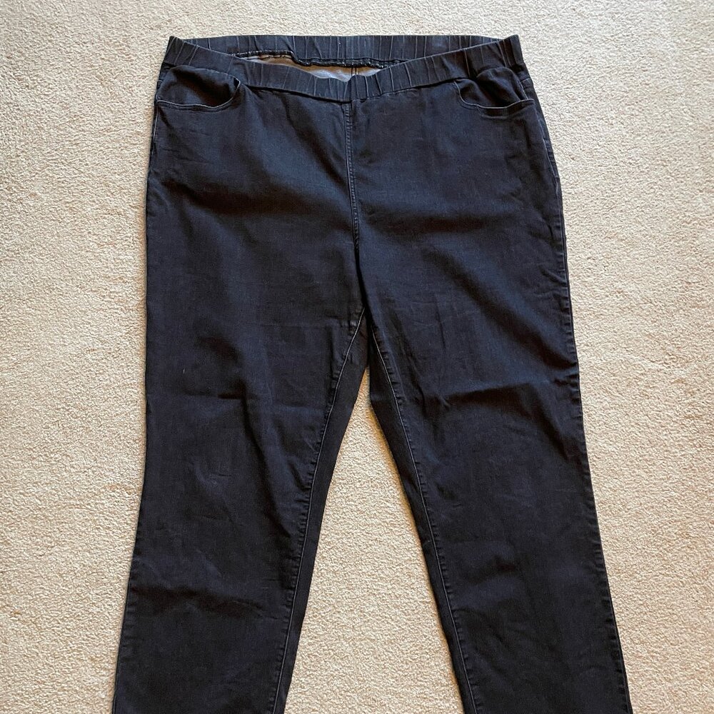 Universal Standard Comfort Denim Stovepipe Jeans - Black